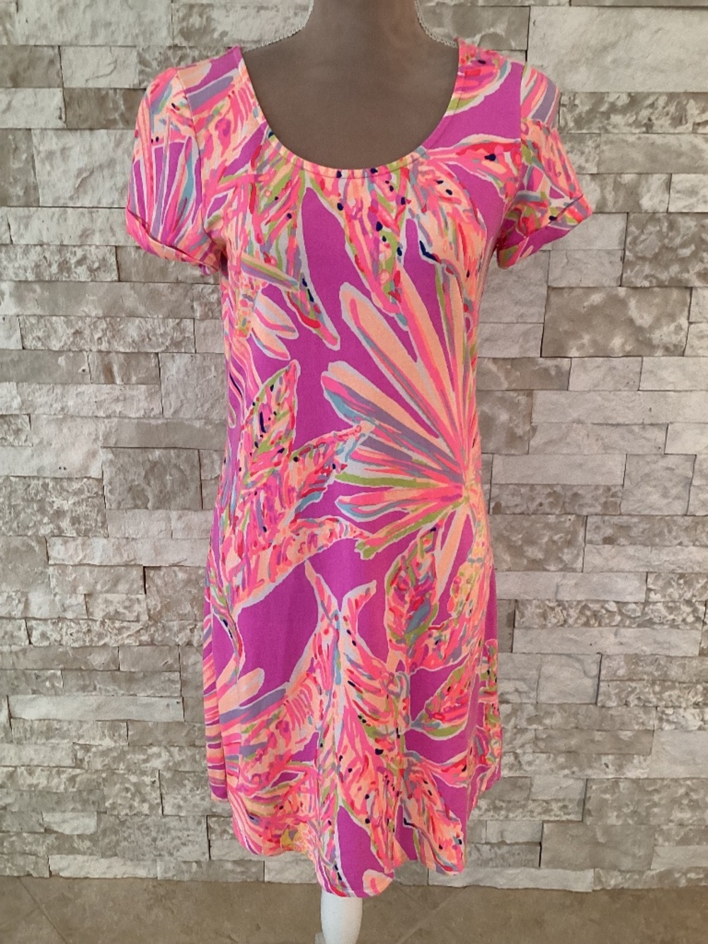 Lilly Pulitzer Tammy Dress in the vibrant "Amethyst Sunseekers" print Size S